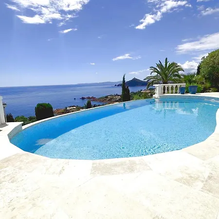 With Exceptional Mediterranean View Holiday home Saint-Raphael (Var)