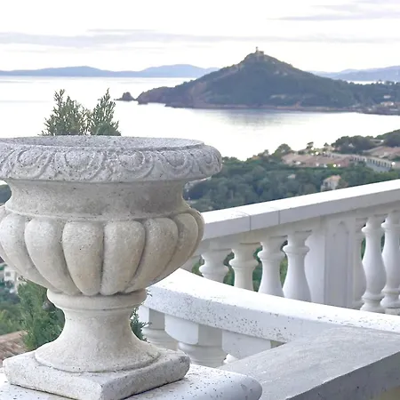 Holiday home With Exceptional Mediterranean View